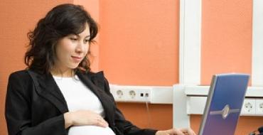 What can a mother really do and earn extra money while on maternity leave?